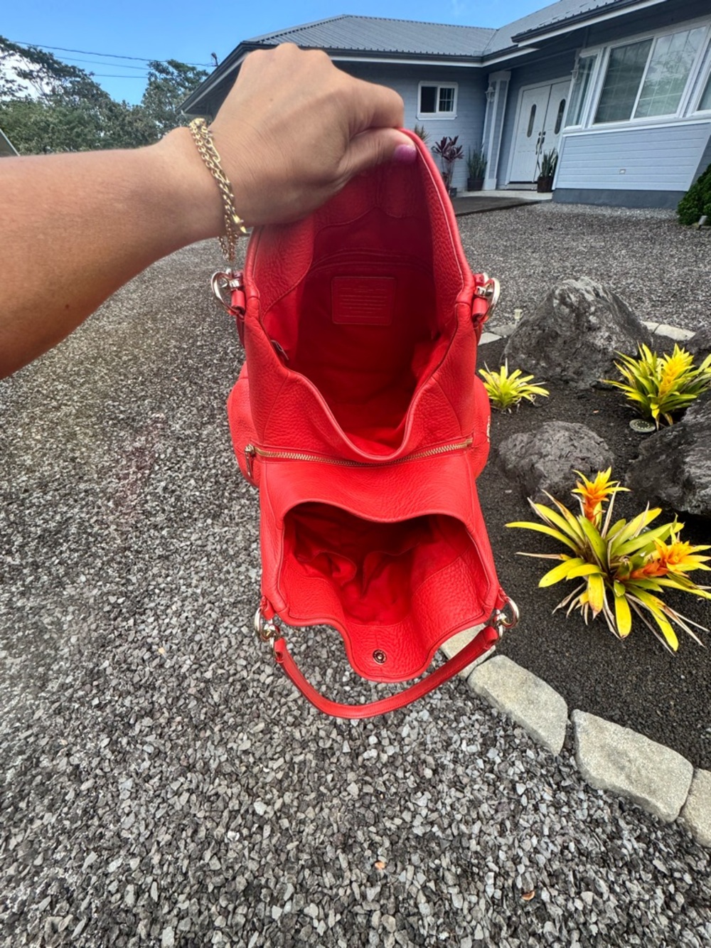 Coach Edie 31 Pebbled Leather Shoulder Bag Red Hobo Gold Hardware - Picture 16 of 16